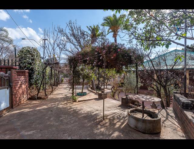 7 BEDROOM HOUSE FOR SALE IN FELLSIDE
